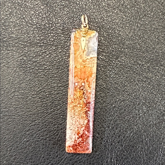 Plume Agate Natural Stone 2” Long Pendant Gold Tone Hardware - Picture 1 of 8
